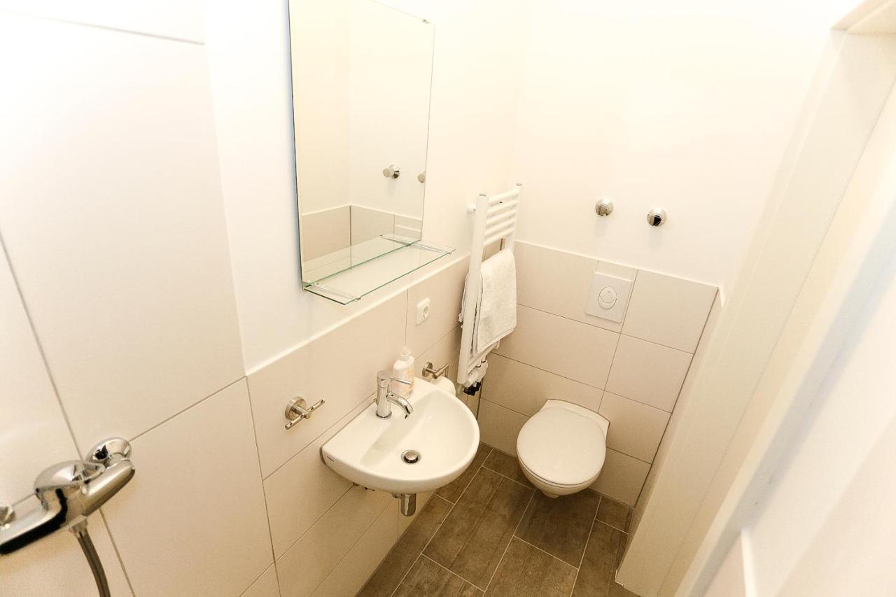 Studio Apartments Nahe Messe Нюрнберг Екстериор снимка