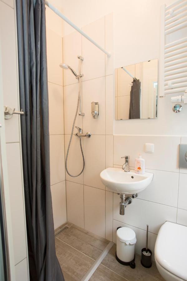 Studio Apartments Nahe Messe Нюрнберг Екстериор снимка